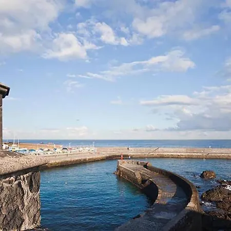 With Balcony And Pool In Playa Jardin! شقة